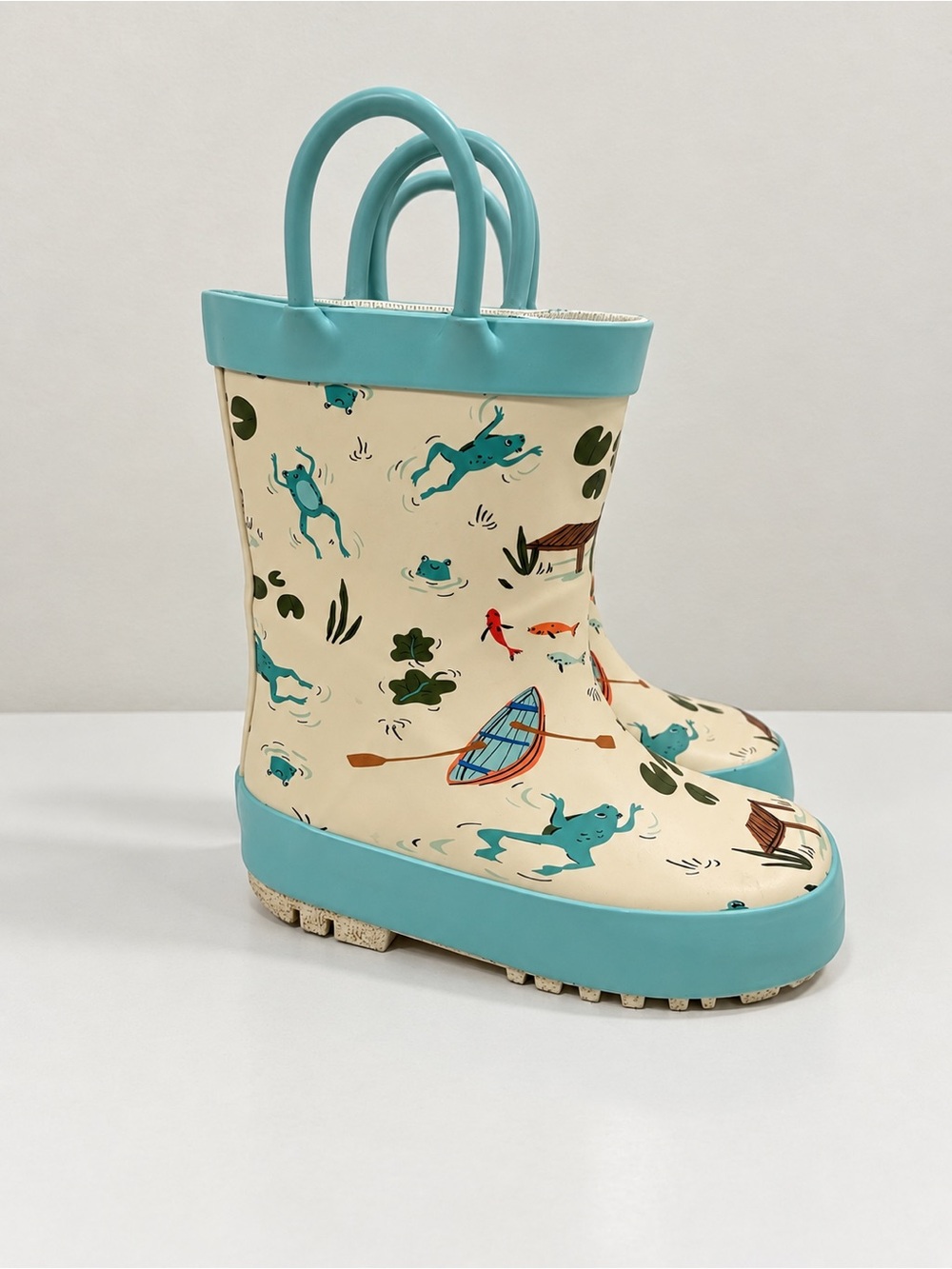 Amazon Essentials x Sofia Grainge Cream Rain Boots